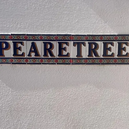 Pearetree - Gorgeous 4 Bedroom With Private Pool Villa *
