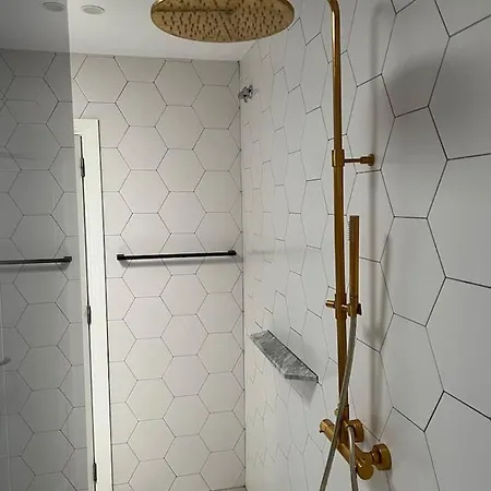 Pearetree - Gorgeous 4 Bedroom With Private Pool Willa