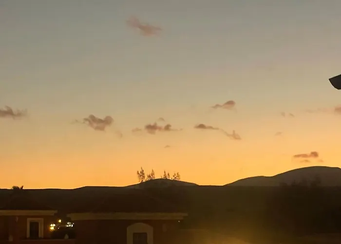 Pearetree - Gorgeous 4 Bedroom With Private Pool וילה *