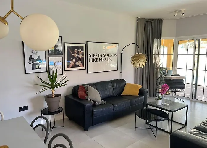 Pearetree - Gorgeous 4 Bedroom With Private Pool