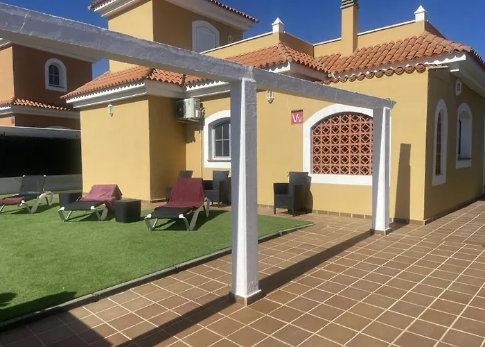 וילה Pearetree - Gorgeous 4 Bedroom With Private Pool