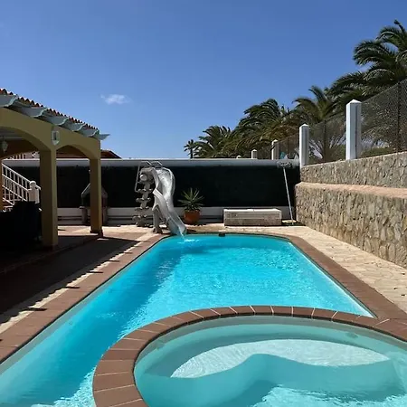 Pearetree - Gorgeous 4 Bedroom With Private Pool